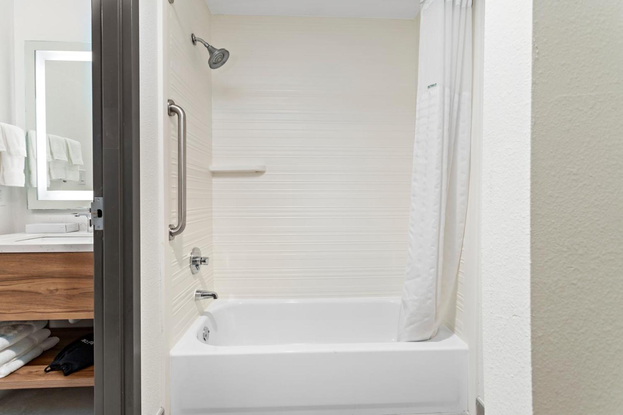 Hawthorn Extended Stay By Wyndham Port Arthur Exterior foto